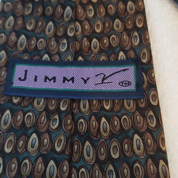 Jimmy v tie - Picture 3 of 4